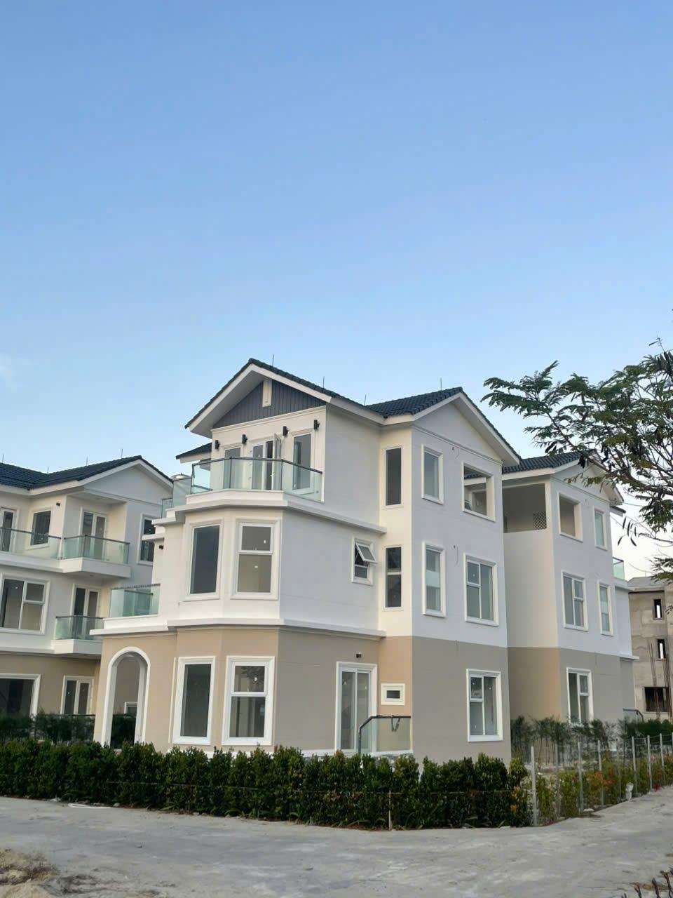 Tiến độ xây dựng biệt thự MHDI Cam Ranh tháng 02/2026 — Hạ tầng đường nội khu