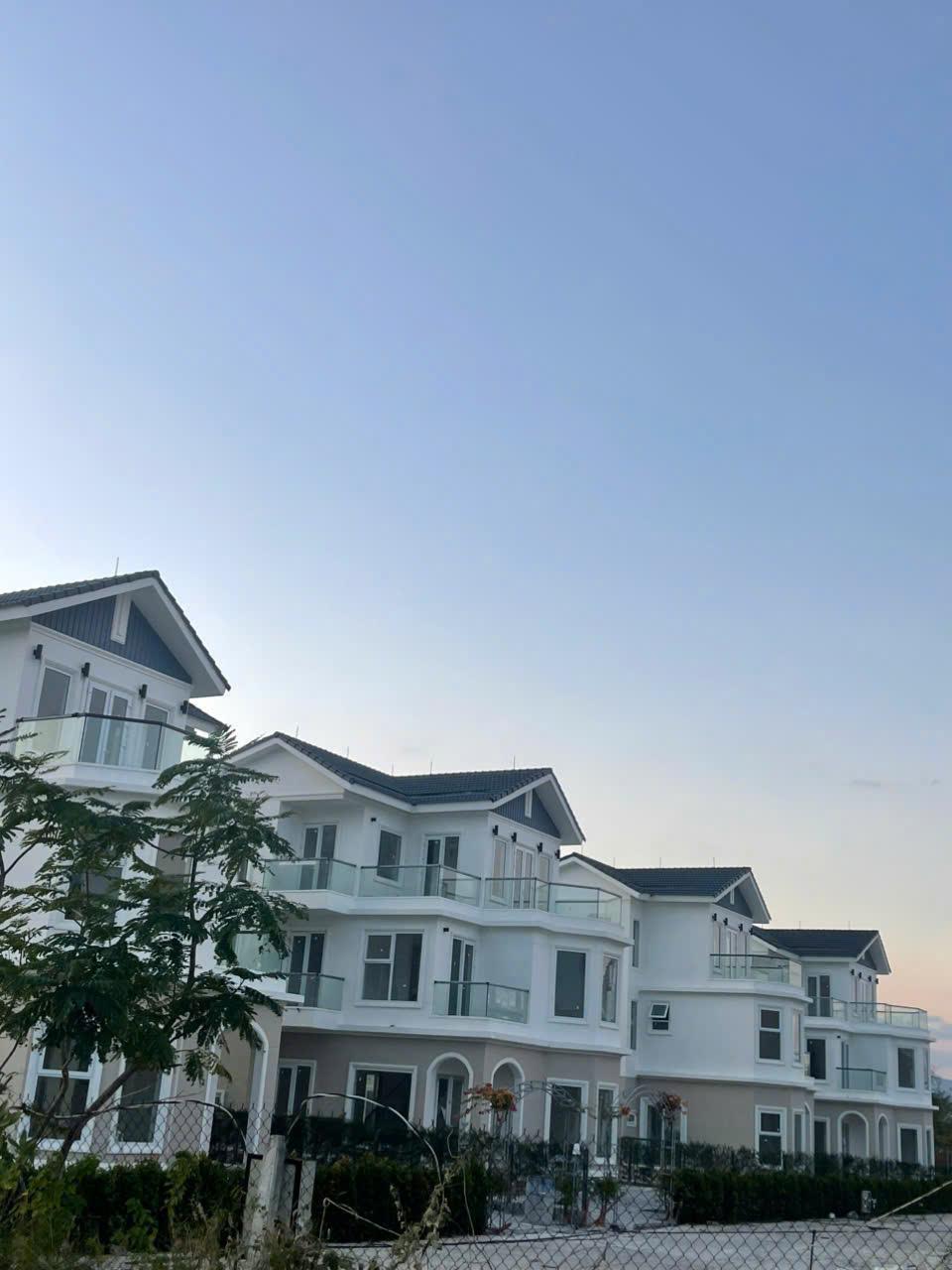 Tiến độ MHDI Cam Ranh 12