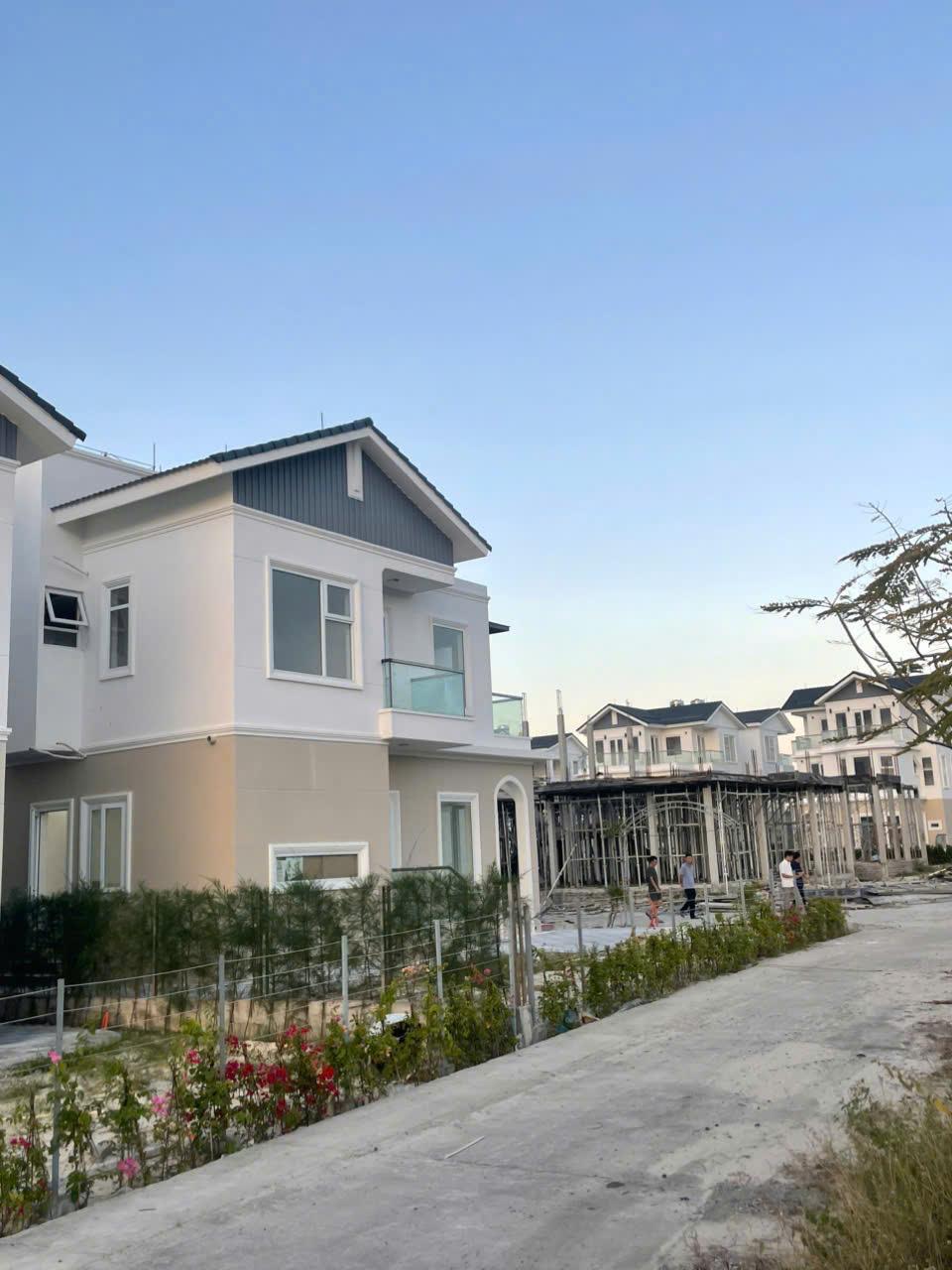 Hạ tầng kỹ thuật MHDI Cam Ranh — Đường nội bộ hoàn thiện